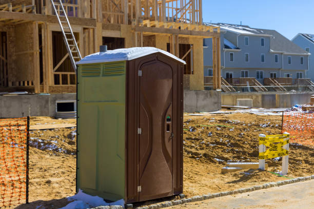 Best Luxury portable toilet rental  in Lyndonville, VT
